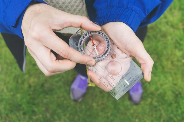 Comment organiser une visite des grottes marines en Algarve, Portugal?